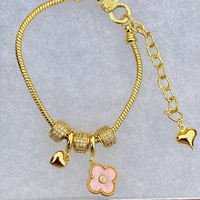 Load image into Gallery viewer, Flower Charm bracelet