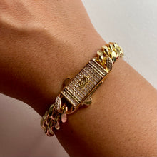 Load image into Gallery viewer, Dominique