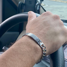 Load image into Gallery viewer, Tag Curb Chain bracelet
